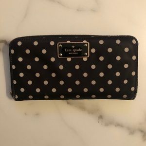 Kate Spade b&w Polka Dot Wallet
